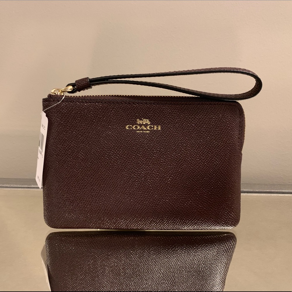 NEW Coach Oxblood Leather Wristlet - Picture 2 of 7